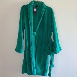 NWT green robe